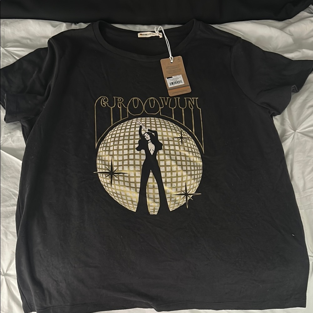 Black Groovin Graphic T-Shirt